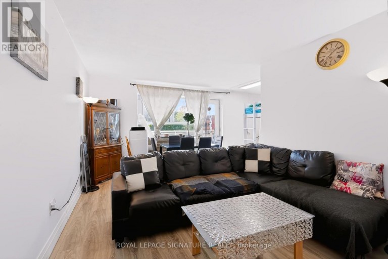 401 - 2485 WOKING CRESCENT, Mississauga (Sheridan), Ontario, L5K1Z6