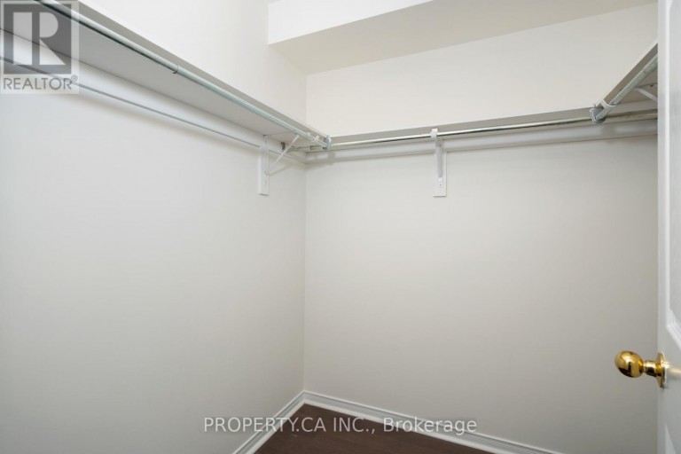 173 LITTLEWOOD DRIVE, Oakville (RO River Oaks), Ontario, L6H6T9