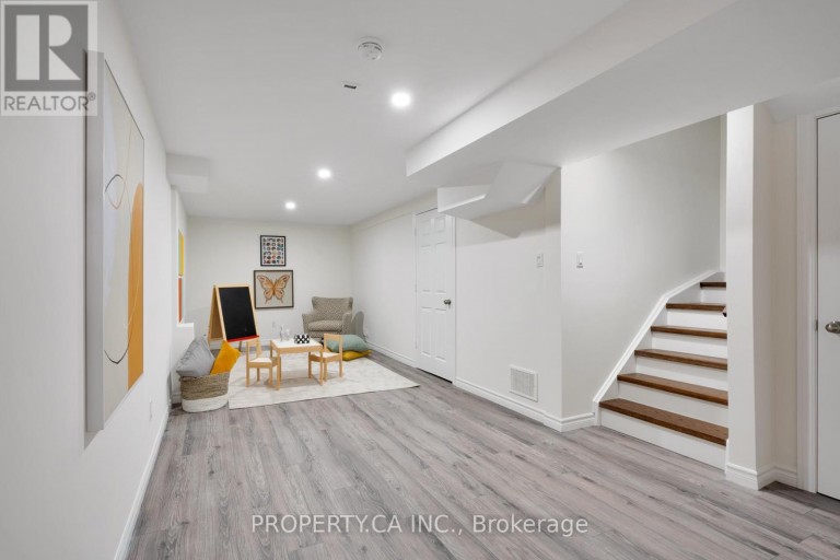 173 LITTLEWOOD DRIVE, Oakville (RO River Oaks), Ontario, L6H6T9