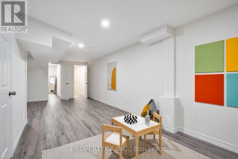 173 LITTLEWOOD DRIVE, Oakville (RO River Oaks), Ontario, L6H6T9