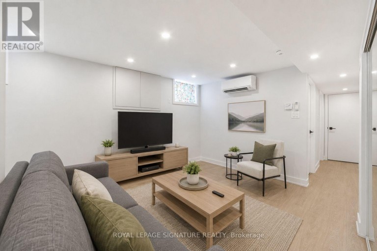 151 CAMPBELL AVENUE, Toronto (Dovercourt-Wallace Emerson-Junction), Ontario, M6P3V3