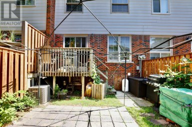 30 - 2445 HOMELANDS DRIVE Mississauga (Sheridan) Ontario photo 26