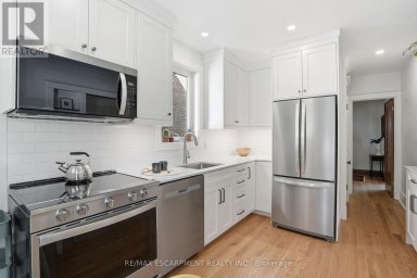 97 CLINE AVENUE N Hamilton (Westdale) Ontario photo 11