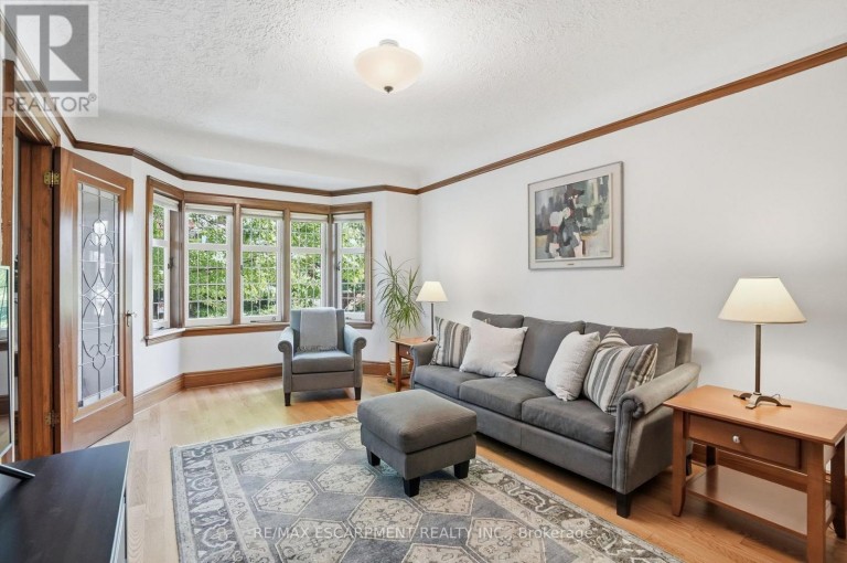 97 CLINE AVENUE N, Hamilton (Westdale), Ontario, L8S3Z5