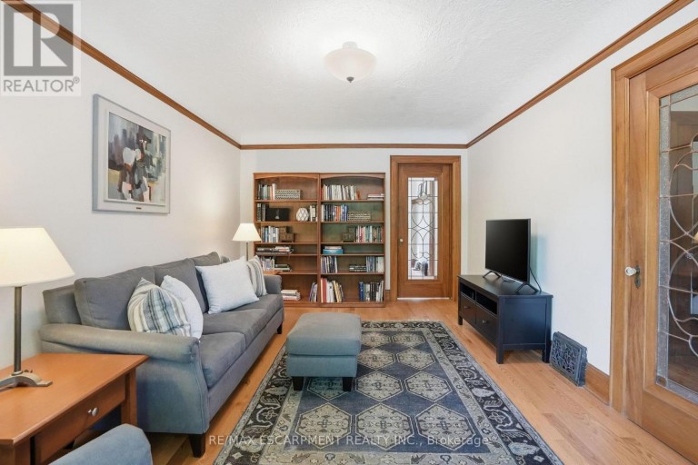97 CLINE AVENUE N, Hamilton (Westdale), Ontario, L8S3Z5