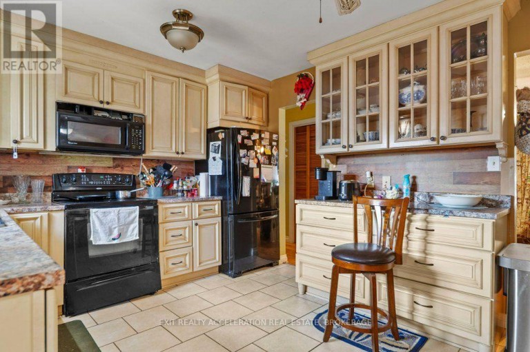 231 CAMDEN ROAD, Greater Napanee (Greater Napanee), Ontario, K7R1E5