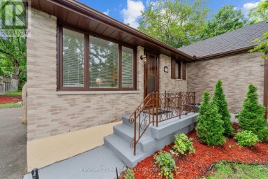 54 MANITOULIN DRIVE London East (East O) Ontario photo 2