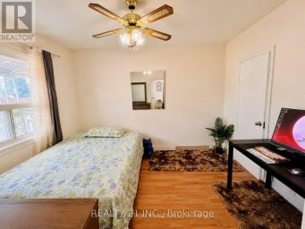 8 MACK AVENUE Toronto (Clairlea-Birchmount) Ontario photo 7