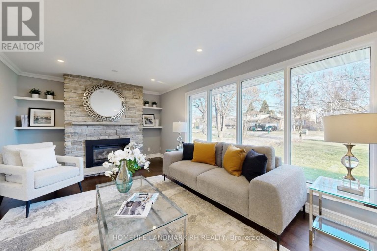 88 RIVERGLEN DRIVE, Georgina (Keswick South), Ontario, L4P2R1