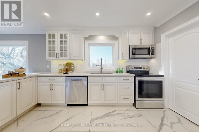 88 RIVERGLEN DRIVE, Georgina (Keswick South), Ontario, L4P2R1