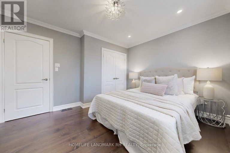 88 RIVERGLEN DRIVE, Georgina (Keswick South), Ontario, L4P2R1