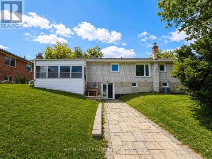88 RIVERGLEN DRIVE, Georgina (Keswick South), Ontario, L4P2R1