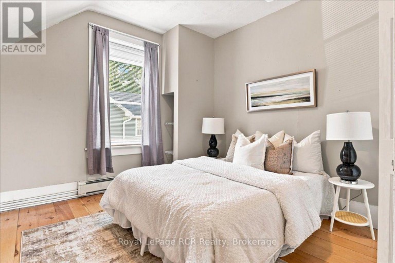 416 WATER STREET, West Grey, Ontario, N0G2L3