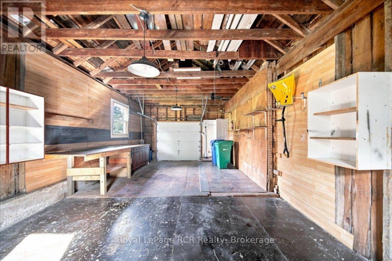 416 WATER STREET, West Grey, Ontario, N0G2L3