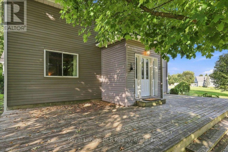 416 WATER STREET, West Grey, Ontario, N0G2L3