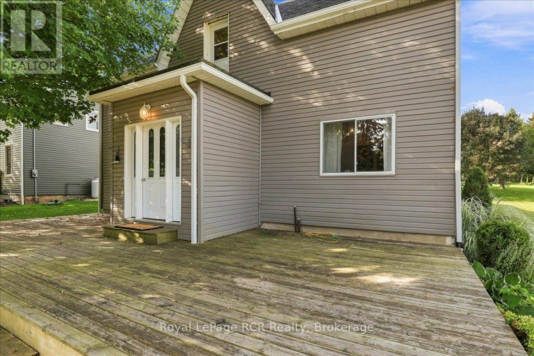 416 WATER STREET, West Grey, Ontario, N0G2L3