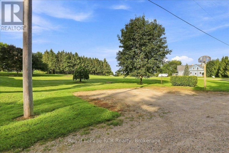 416 WATER STREET, West Grey, Ontario, N0G2L3