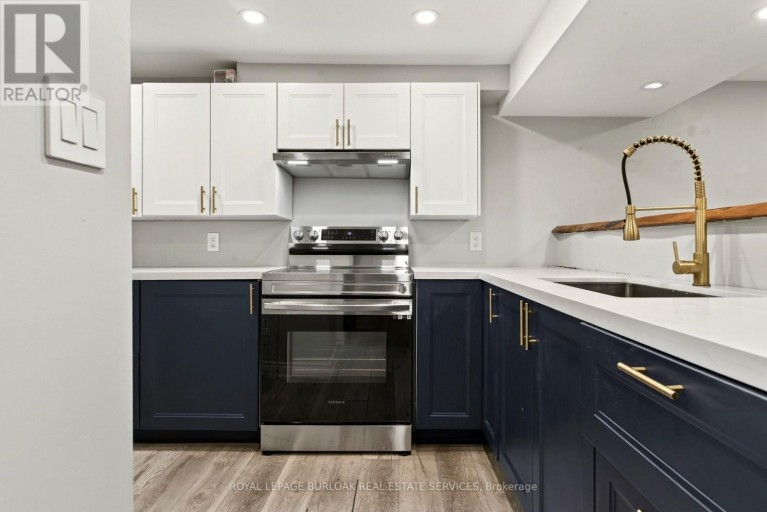 1 MAHONY AVENUE, Hamilton (Normanhurst), Ontario, L8H3C3
