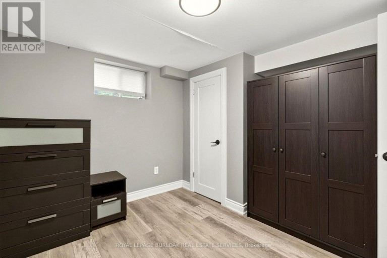 1 MAHONY AVENUE, Hamilton (Normanhurst), Ontario, L8H3C3