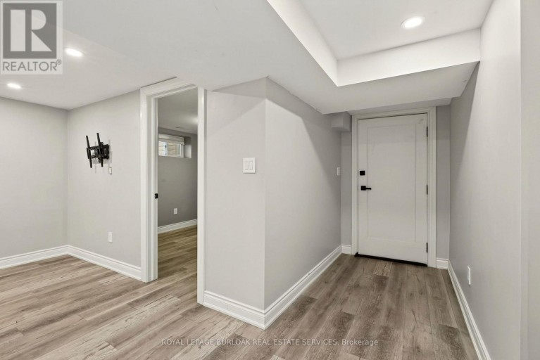 1 MAHONY AVENUE, Hamilton (Normanhurst), Ontario, L8H3C3