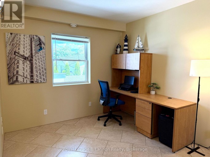430 FIFTH AVENUE, Thunder Bay (Court / Cumberland), Ontario, P7B2P4