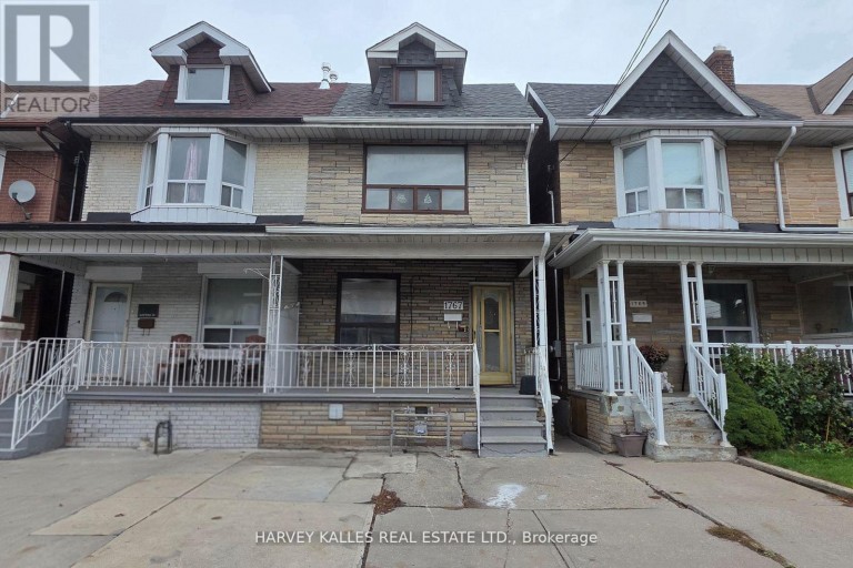 1767 DUFFERIN STREET, Toronto (Oakwood Village), Ontario, M6E3N9