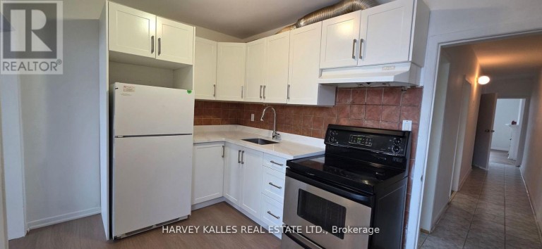 1767 DUFFERIN STREET, Toronto (Oakwood Village), Ontario, M6E3N9