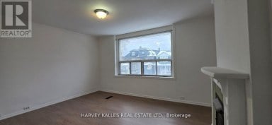 1767 DUFFERIN STREET Toronto (Oakwood Village) Ontario photo 9