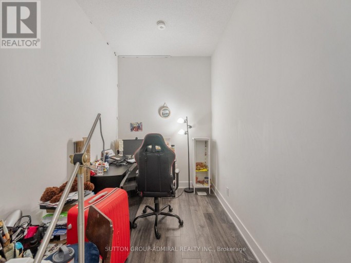 101 - 188 FAIRVIEW MALL DRIVE, Toronto (Don Valley Village), Ontario, M2J4T1