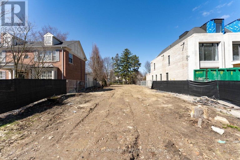 390 GLENCAIRN AVENUE, Toronto (Lawrence Park South), Ontario, M5N1V1