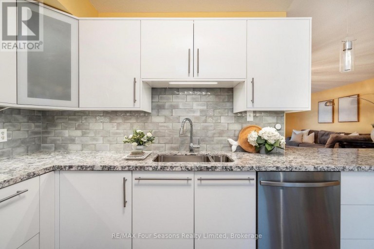 17 - 44 TROTT BOULEVARD, Collingwood, Ontario, L9Y5B7