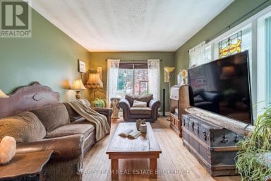 338 GLOUCESTER STREET Midland Ontario photo 13