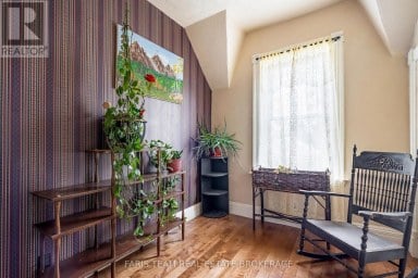 338 GLOUCESTER STREET Midland Ontario photo 19