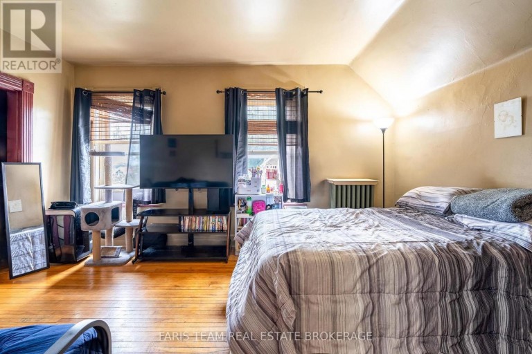 338 GLOUCESTER STREET, Midland, Ontario, L4R1J1