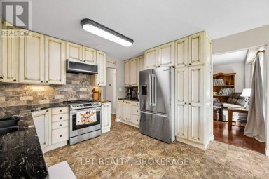 780 MUIRFIELD CRESCENT, Kingston (East Gardiners Rd) Ontario
