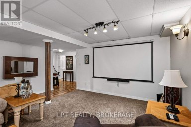 780 MUIRFIELD CRESCENT, Kingston (East Gardiners Rd) Ontario
