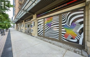 4175 CONFEDERATION PARKWAY Mississauga (City Centre) Ontario photo 2
