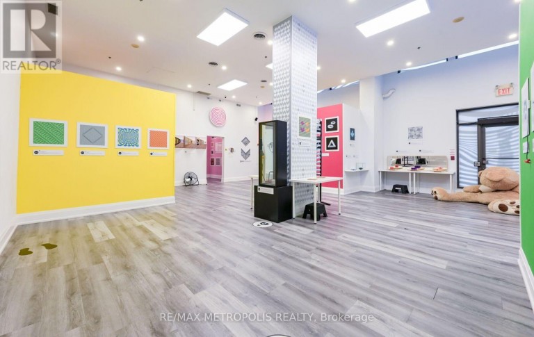 4175 CONFEDERATION PARKWAY, Mississauga (City Centre), Ontario, L5B0C6