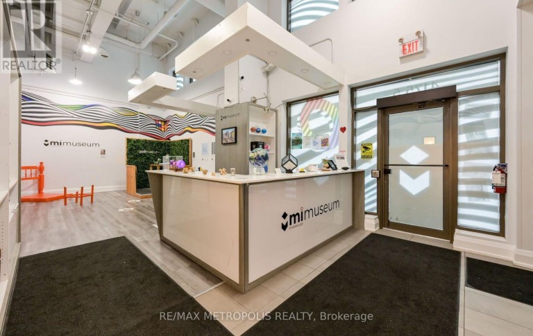 4175 CONFEDERATION PARKWAY, Mississauga (City Centre), Ontario, L5B0C6