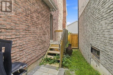 21 UPLAND DRIVE Whitby (Blue Grass Meadows) Ontario photo 16
