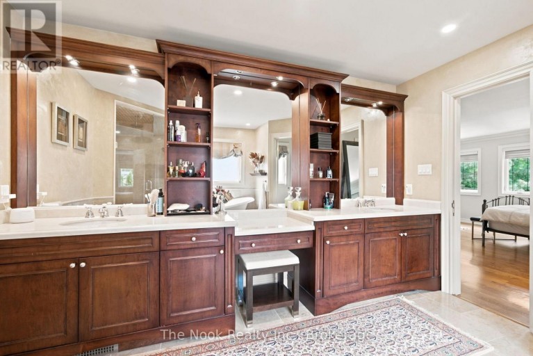 1018 LOCKWOOD CIRCLE, Newmarket (Stonehaven-Wyndham), Ontario, L3X1M2