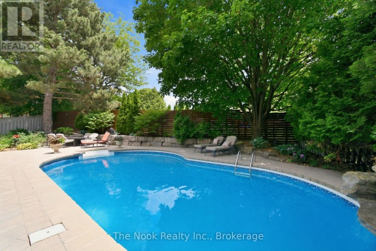 1018 LOCKWOOD CIRCLE, Newmarket (Stonehaven-Wyndham), Ontario, L3X1M2