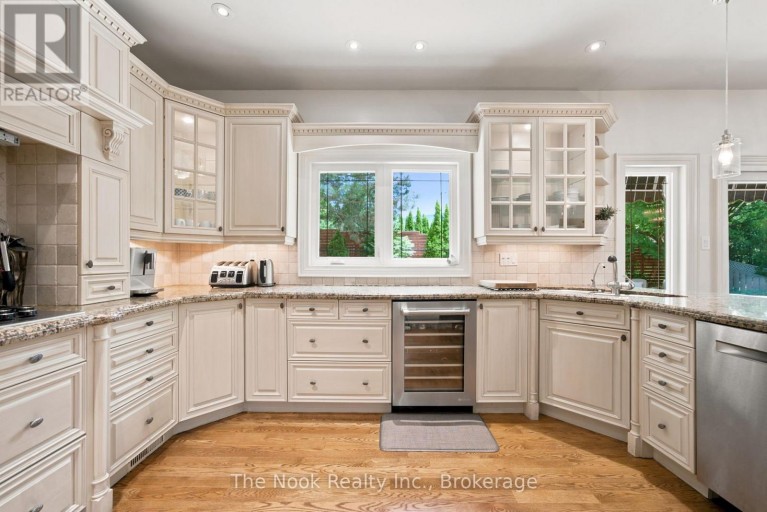 1018 LOCKWOOD CIRCLE, Newmarket (Stonehaven-Wyndham), Ontario, L3X1M2