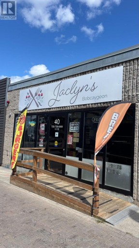 40 BOLTON STREET, Kawartha Lakes (Bobcaygeon), Ontario, K0M1A0