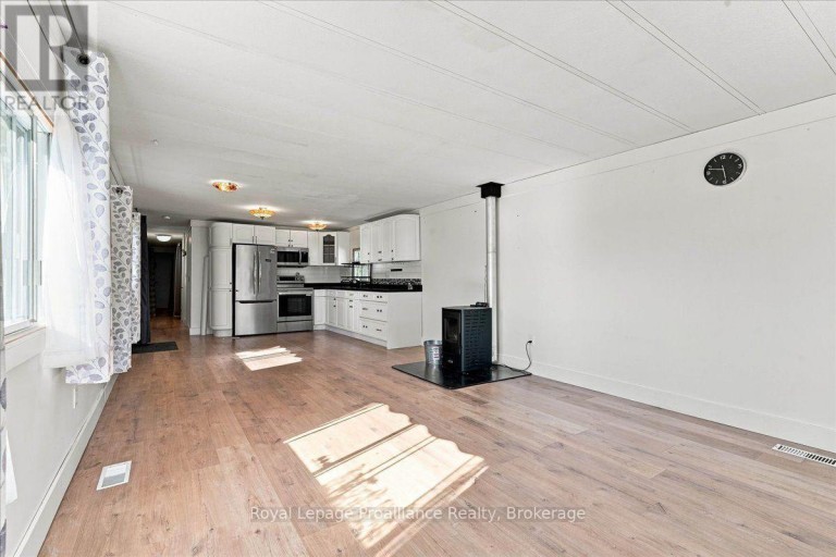 22 - 5569 BATH ROAD, Loyalist (Lennox and Addington - South), Ontario, K0H1G0