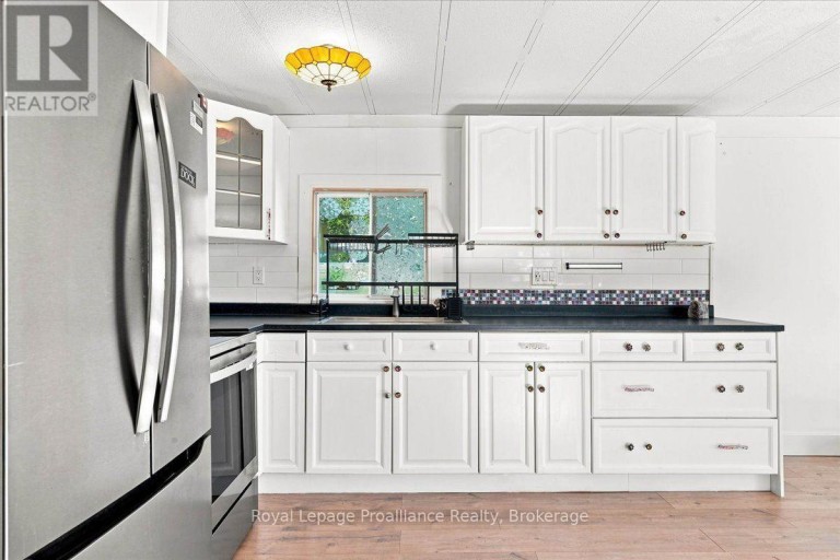 22 - 5569 BATH ROAD, Loyalist (Lennox and Addington - South), Ontario, K0H1G0