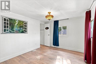 22 - 5569 BATH ROAD Loyalist (Lennox and Addington - South) Ontario photo 21