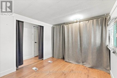 22 - 5569 BATH ROAD Loyalist (Lennox and Addington - South) Ontario photo 23