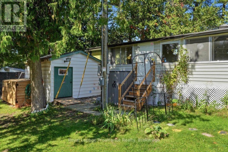 22 - 5569 BATH ROAD, Loyalist (Lennox and Addington - South), Ontario, K0H1G0