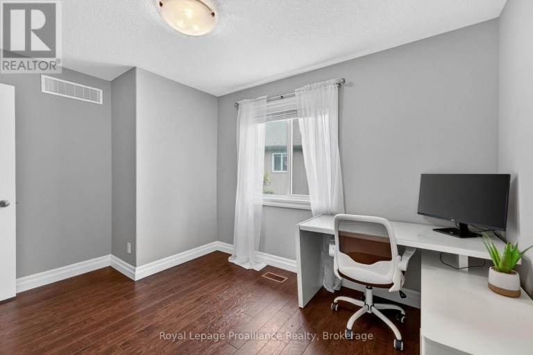 32 ASPEN DRIVE, Quinte West (Murray Ward), Ontario, K8V0E2